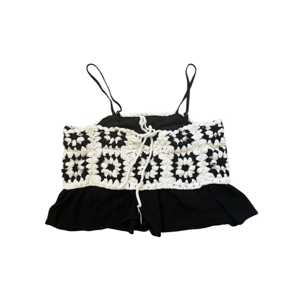 Black and White crochet Camisole Top - Picture 2 of 4